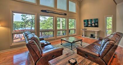 LAKEFRONT HOME W/ DOCK, KAYAKS + PADDLE BOARDS!