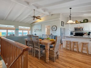 Dining - Low Key: Peaceful SGI Home- 5 BR, Private Pool, Amazing Beach Views, Sleeps 15! (St. George Island)