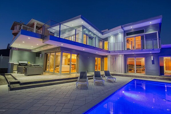 Alberca al aire libre 