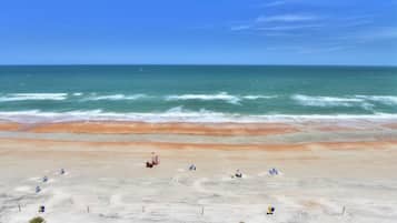 Na praia