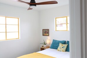 3 bedrooms, in-room safe, desk, free WiFi