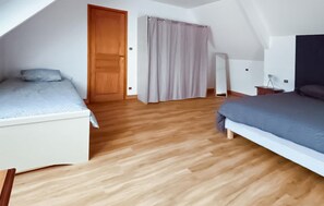 4 chambres, fer et planche Ă repasser, lit parapluie, Wi-Fi gratuit