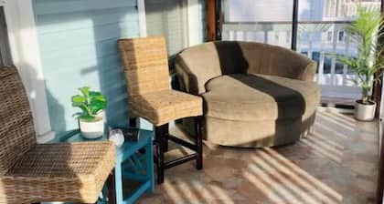 Updated home in Dayton with low fees!