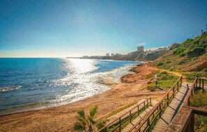 Beach - Stunning home in Torrevieja with WiFi (Torrevieja)