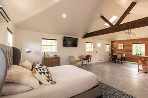 1 chambre, bureau, fer et planche à repasser, Wi-Fi