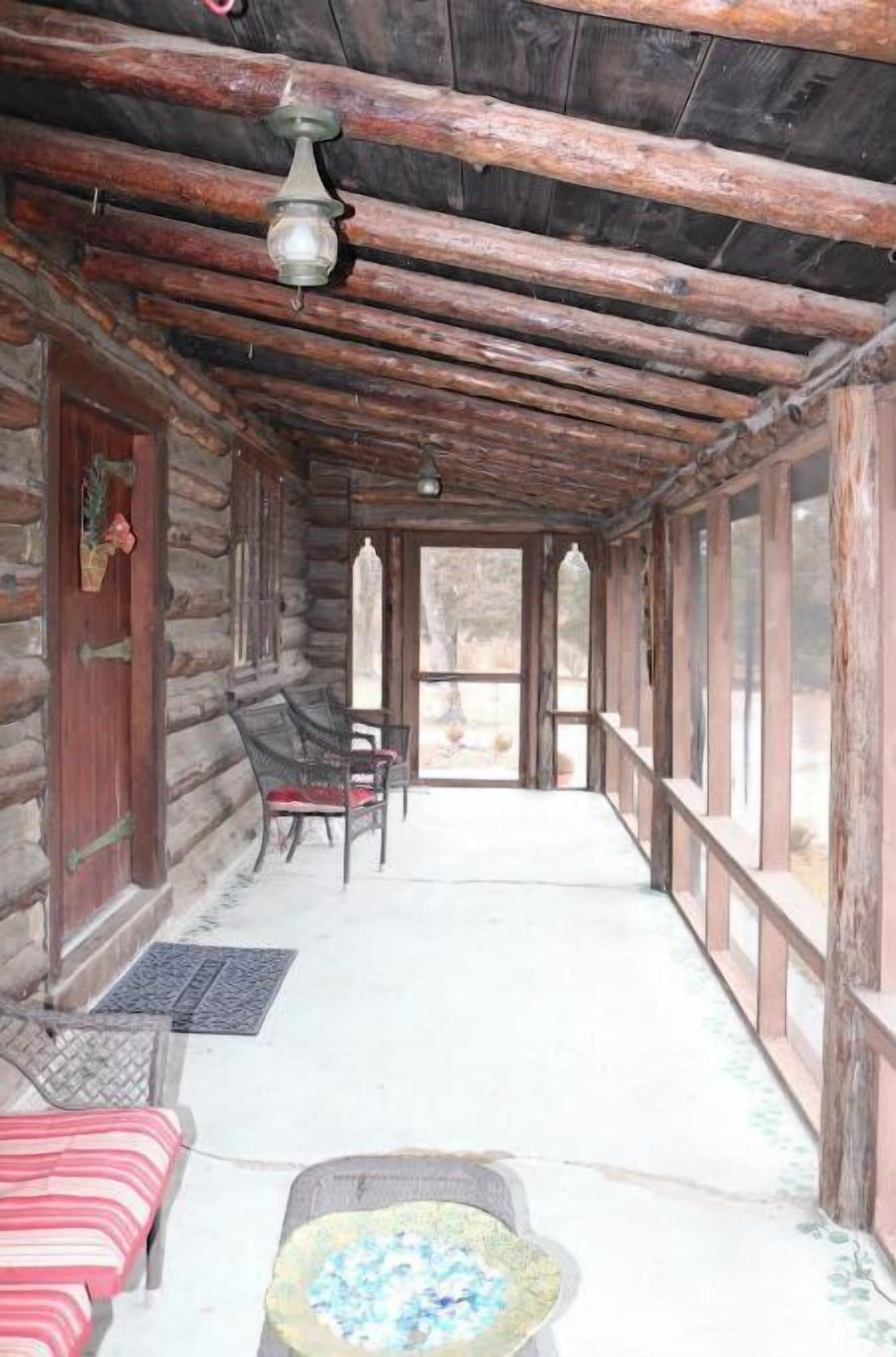 المنطقة المحيطة بالمنشأة