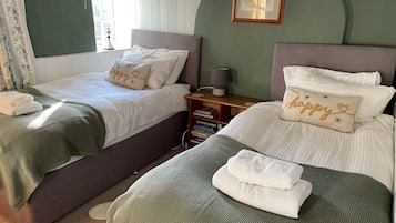 3 bedrooms, iron/ironing board, travel cot, free WiFi