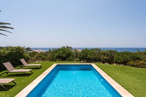 Pool - Villa Ribes by Escape Home (Binibeca)