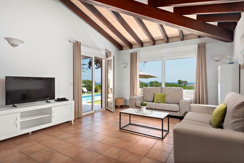 Villa Ribes by Escape Home