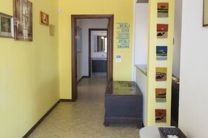 Interior - A11 - Varano, delightful three-room apartment with garden (Ancona)