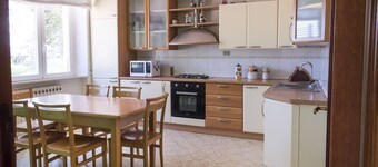 A11 - Varano, delightful three-room apartment with garden