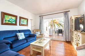 TV - Apartamento Ses Arcades 10 by Escape Home (Son Parc)