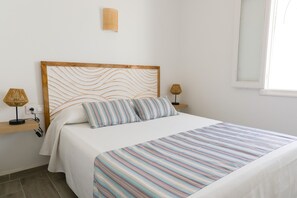 2 Schlafzimmer, Zimmersafe, Bügeleisen/Bügelbrett, kostenloses WLAN