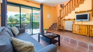 TV - Apartamentos Punta Prima By Escape Home (Punta Prima)