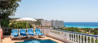 Villa Los Pinos by Escape Home