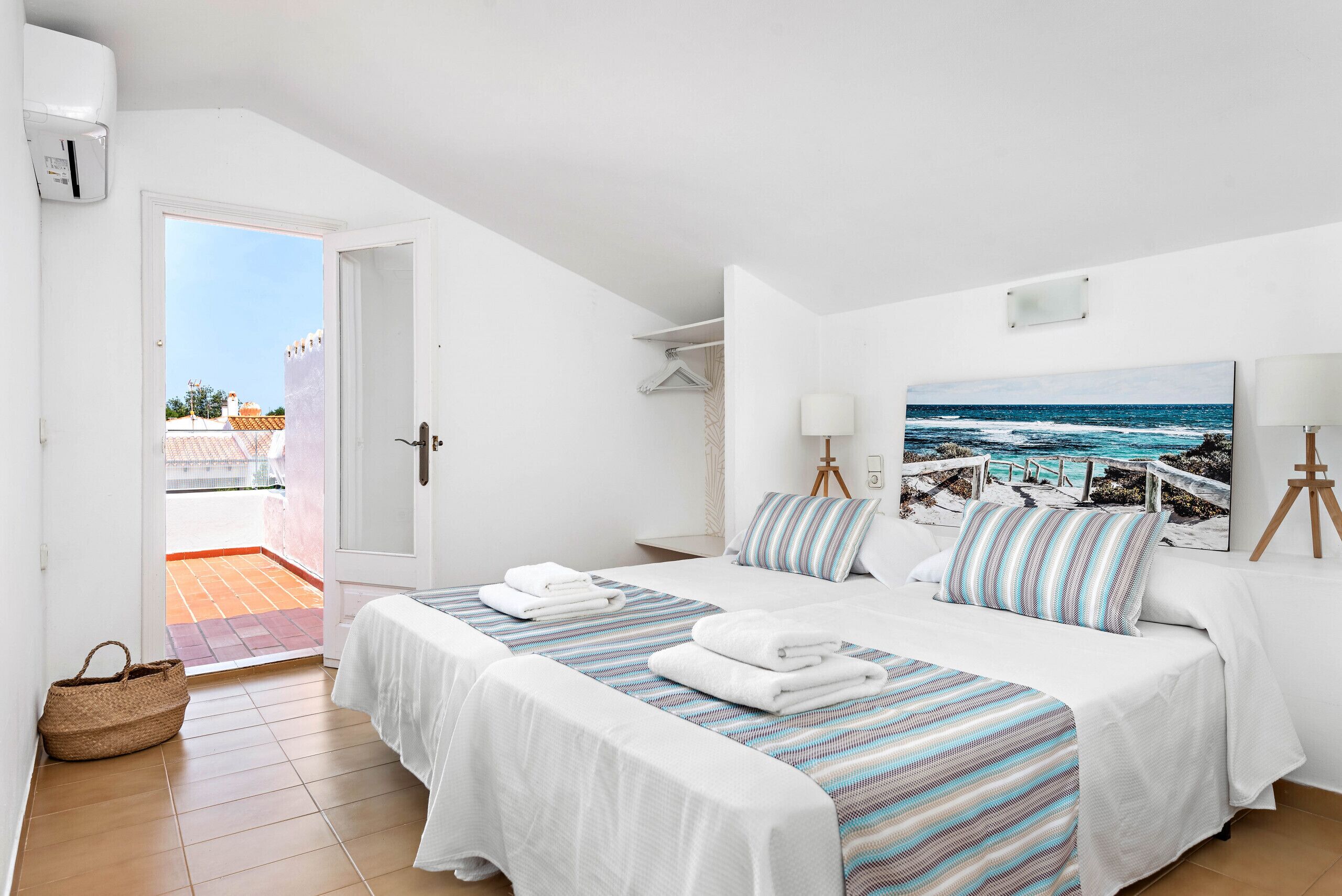 3 soverom, safe på rommet, strykejern/-brett og wi-fi (inkludert)