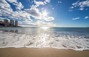 Platja a a prop 
