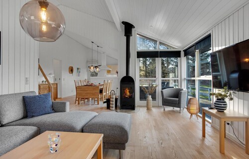Gorgeous home in Strandby with kitchen