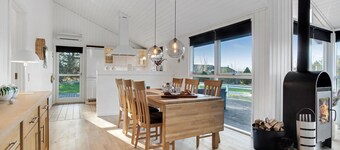 Fantastisk bolig i Strandby med køkken