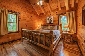 9 habitaciones, ropa de cama de alta calidad, escritorio y wifi gratis 