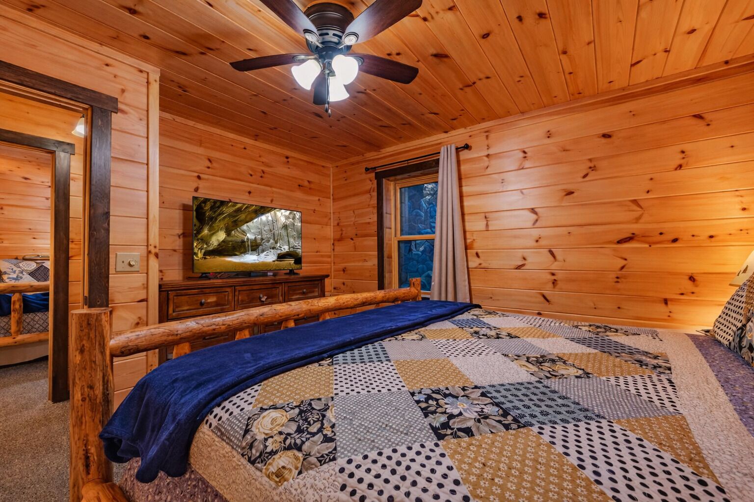 9 bedrooms, premium bedding, desk, iron/ironing board