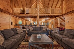 Smart TV, chimenea, videojuegos y reproductor de DVD 