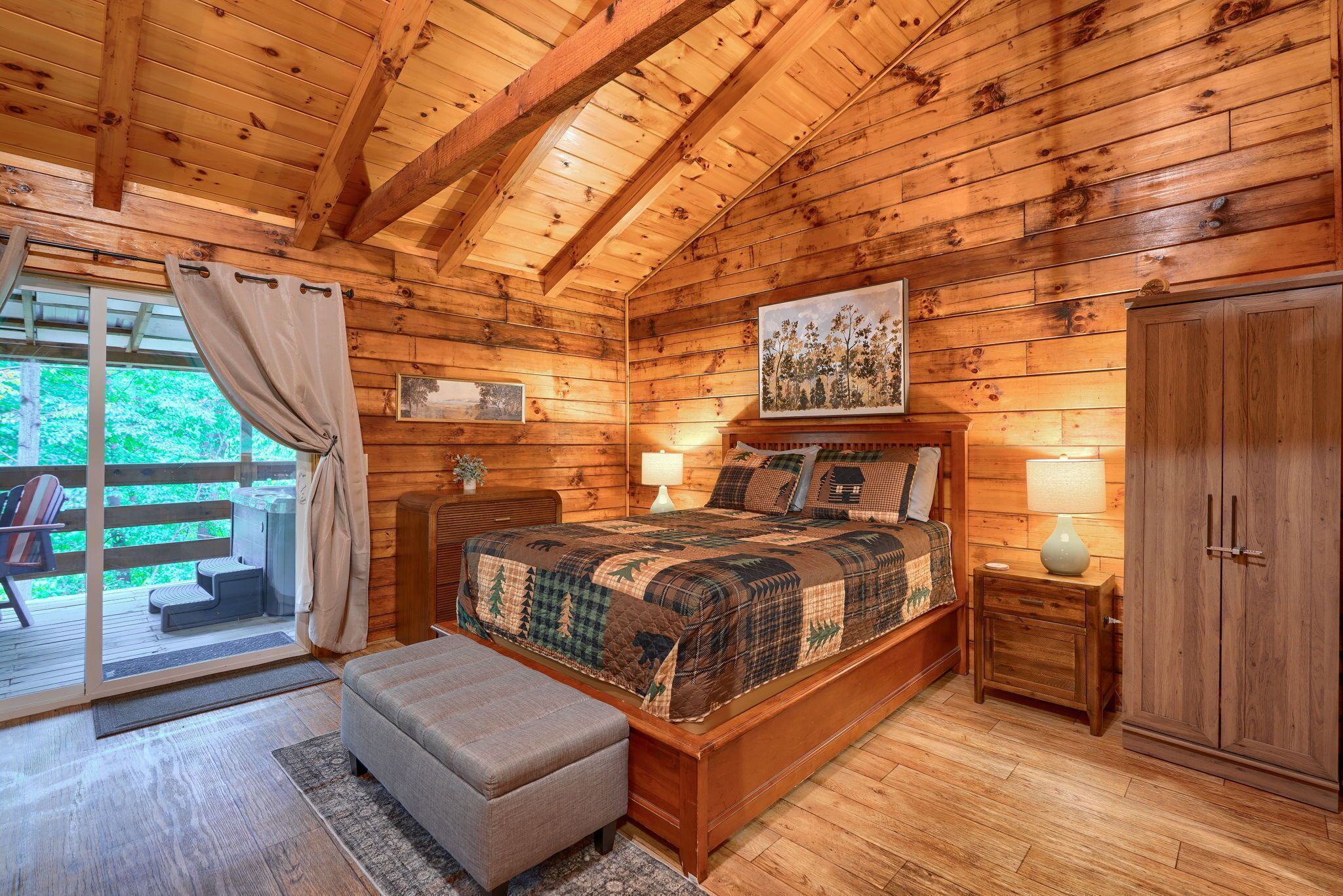 1 bedroom, bed sheets