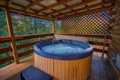 Trail Ridge: Pet friendly cabin in Hocking Hills