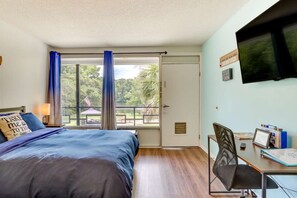 Individually decorated, individually furnished, desk, laptop workspace