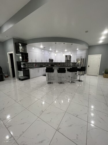 AMPM mini-mansion - near IAH Airport