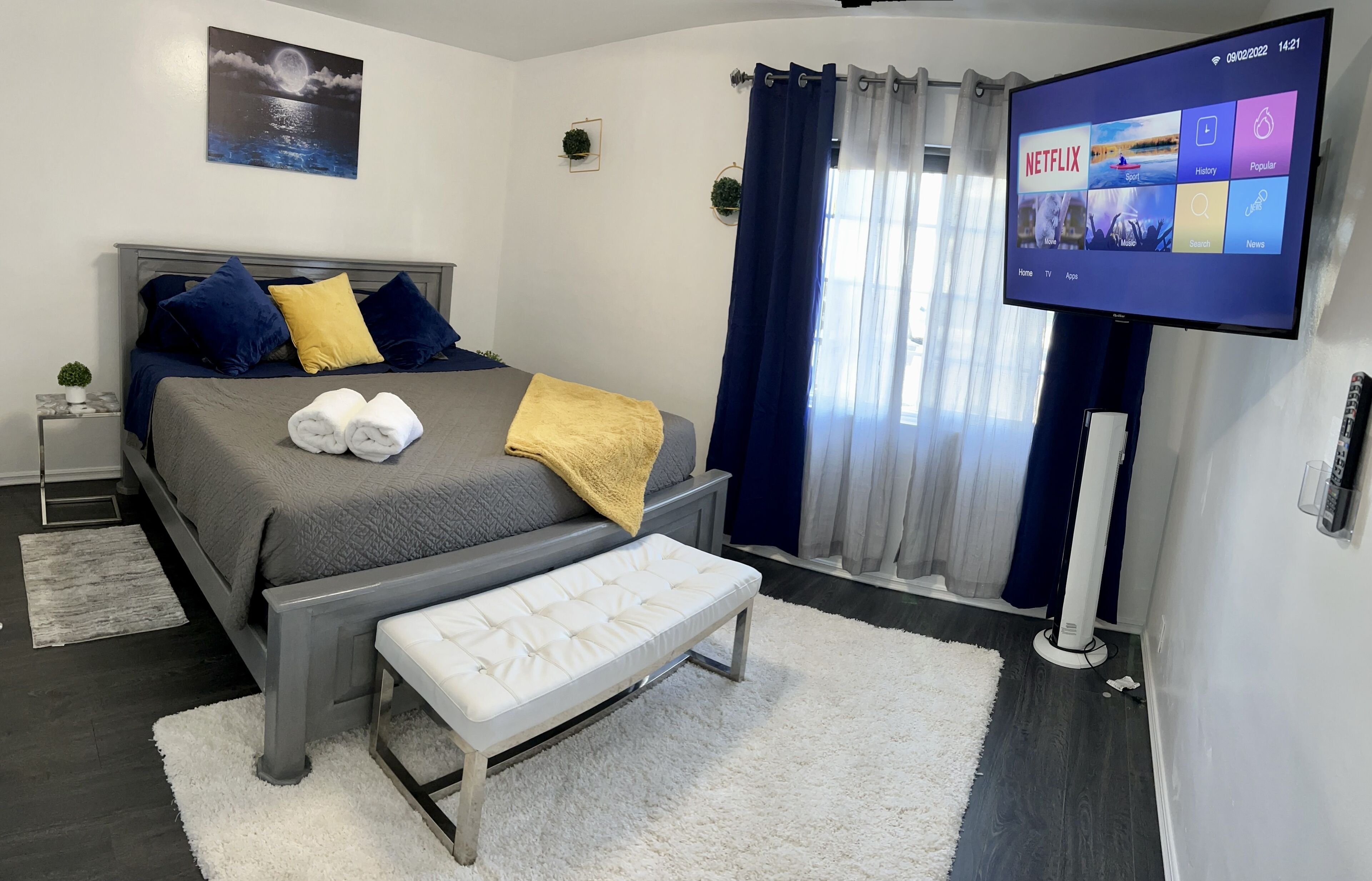 2 habitaciones, tabla de planchar con plancha, wifi y ropa de cama 