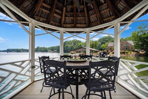Outdoor dining - Lakefront Living by SoCharm | Family Friendly Fun (Mooresville)