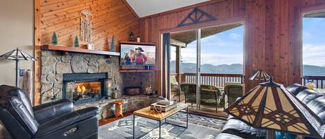 TV, fireplace, ping pong