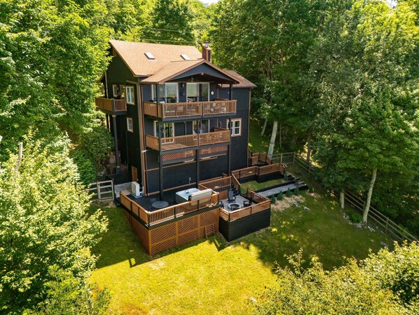 Exterior - Pet-Friendly Retreat with Hot Tub, Fire Pit & Mountain Views (Banner Elk)