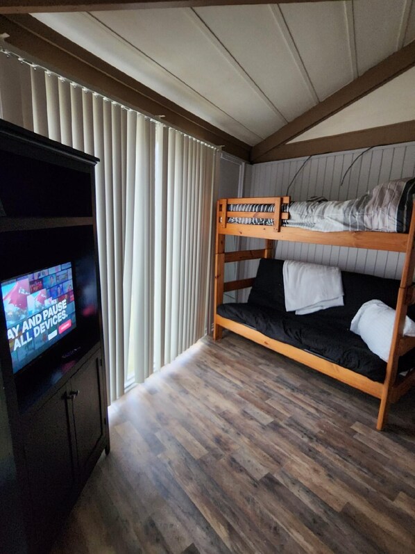 Interior - Lakefront Getaway! (DuBois)