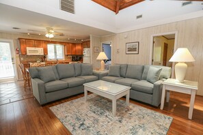 TV, fireplace, video games, table tennis