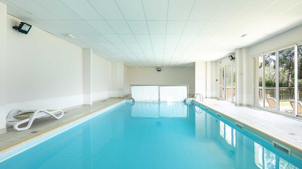 UppvÀrmd pool