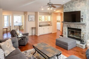 Fireplace - All the Comforts of Home and a View of Lake DeSoto (Hot Springs Village)