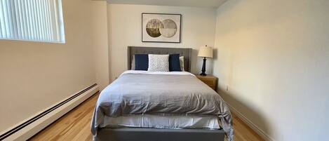 1 dormitorio, escritorio, wifi y ropa de cama