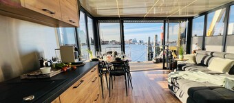Boat 'Hausboot Mit Motorboot' with Sea View, Terrace & Wi-Fi