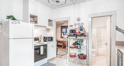 2-story downtown home near the water with firepit, enclosed backyard, fireplace