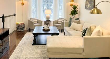 Modern Kid-Friendly Stay, Conveniently Located near MessiahU & Harrisburg