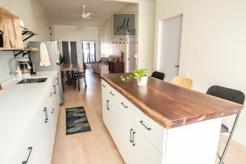 M12 Homestay 3BR for 9 paxs