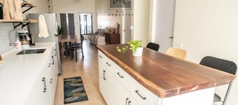 M12 Homestay 3BR for 9 paxs