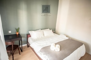 3 bedrooms, WiFi, bed sheets