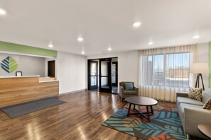 Lobby sitting area - WoodSpring Suites Fort Collins (Fort Collins)