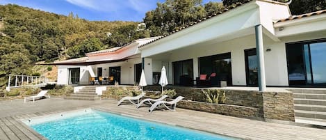 Una piscina climatizada