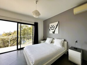 4 bedrooms, free WiFi, bed sheets