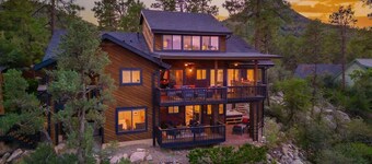 Luxury Prescott Retreat with Casita, Spa, Patios!