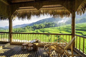 Terrace/patio - Puluong Luna Resort (Ba Thuoc)